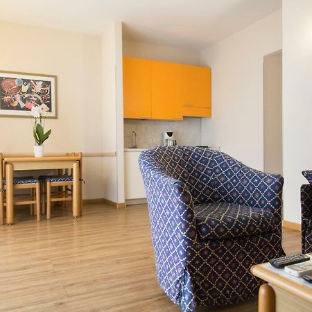 Residence La Madonnina Limone sul Garda Luaran gambar